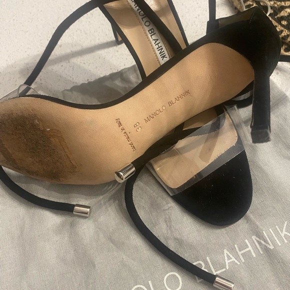 Manolo Blahnik tie-up sandals - Picture 3 of 3